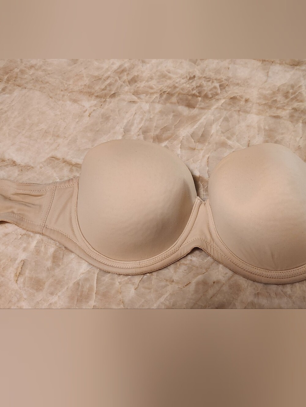 Vanity Fair Smooth Strapless Bra in Nude Beige